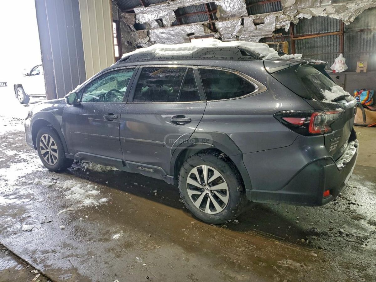 Subaru Outback 2025 — photo 2