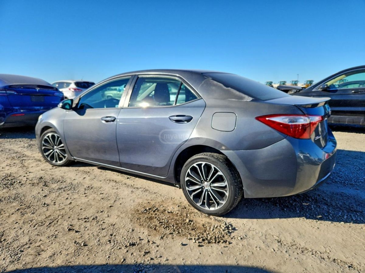 Toyota Corolla 2015 — photo 2