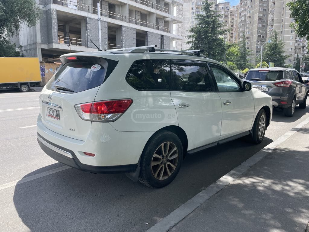 Nissan Pathfinder