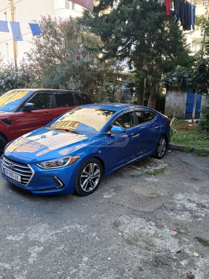 Hyundai Elantra 2017 — photo 2