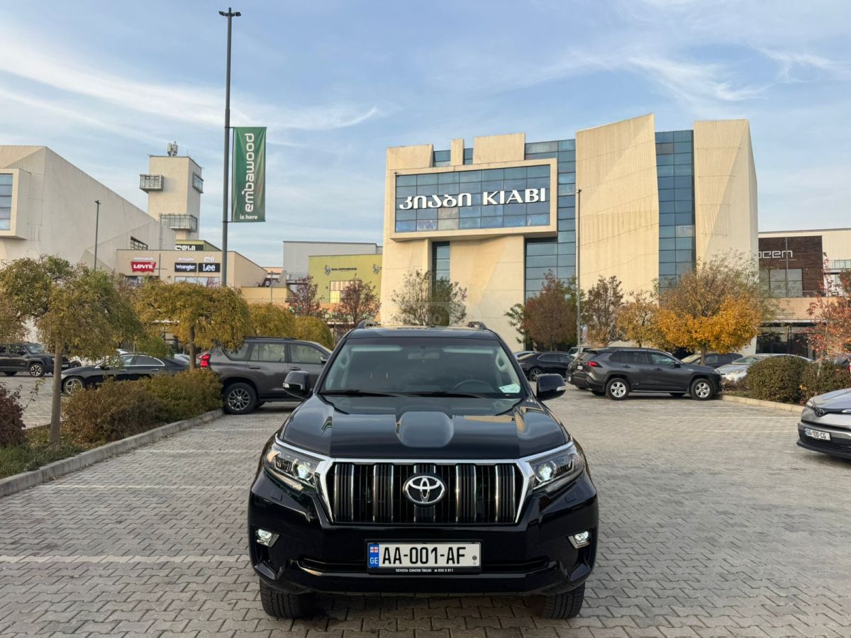 Toyota Land Cruiser Prado 2023 — photo 2