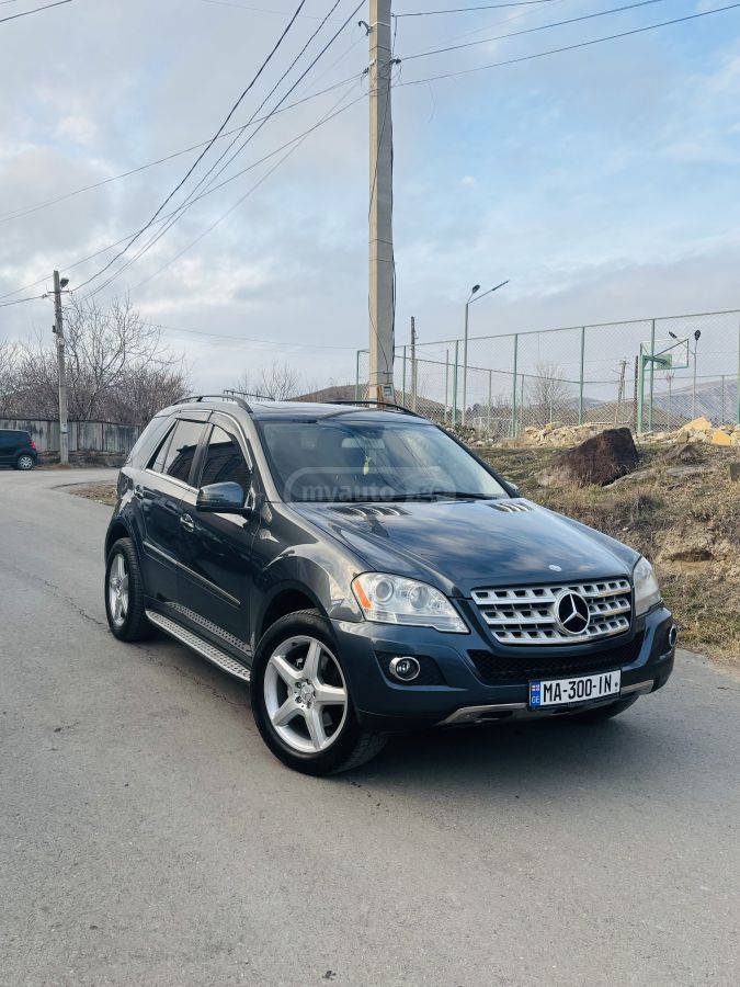 Mercedes-Benz ML 350