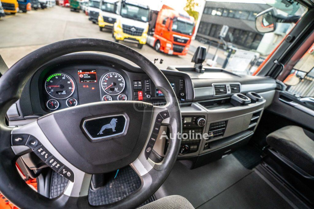 Isuzu TGX 2020 — photo 2