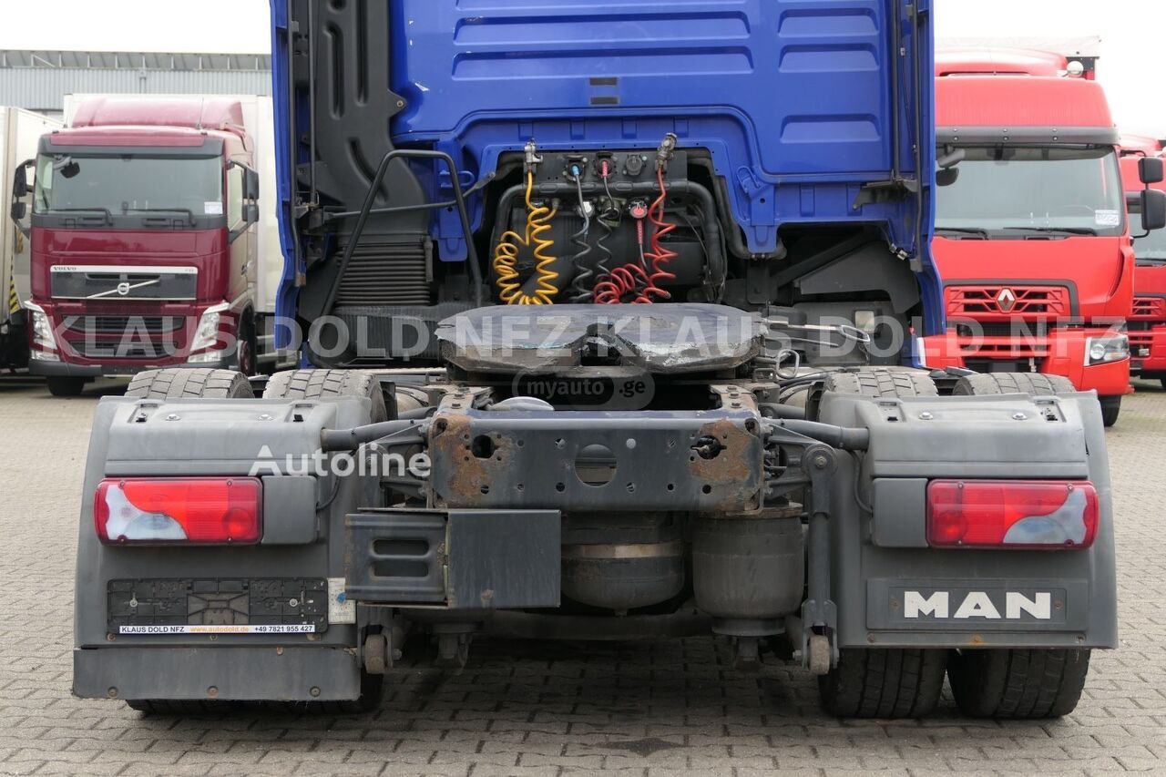 Isuzu TGX 2018 — photo 2