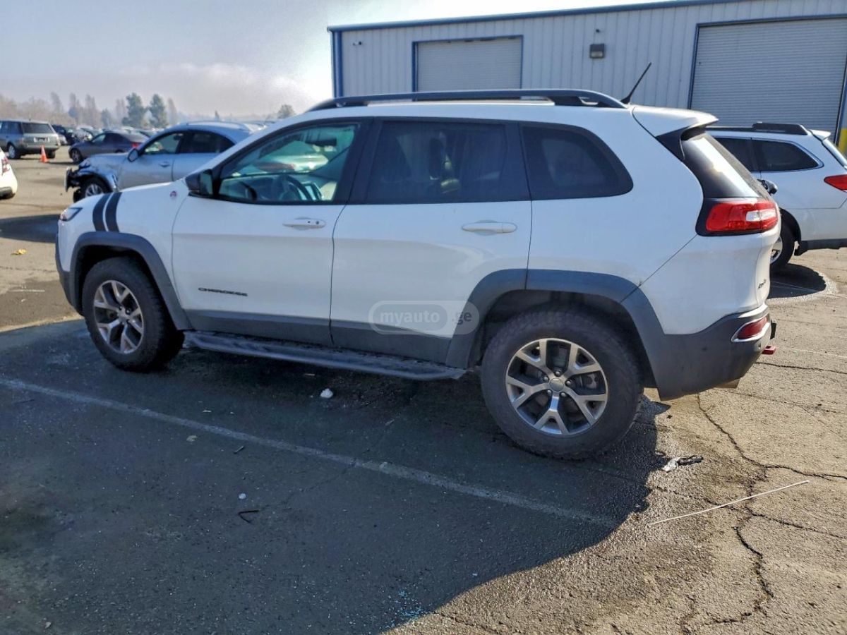Jeep Cherokee 2015 — photo 2