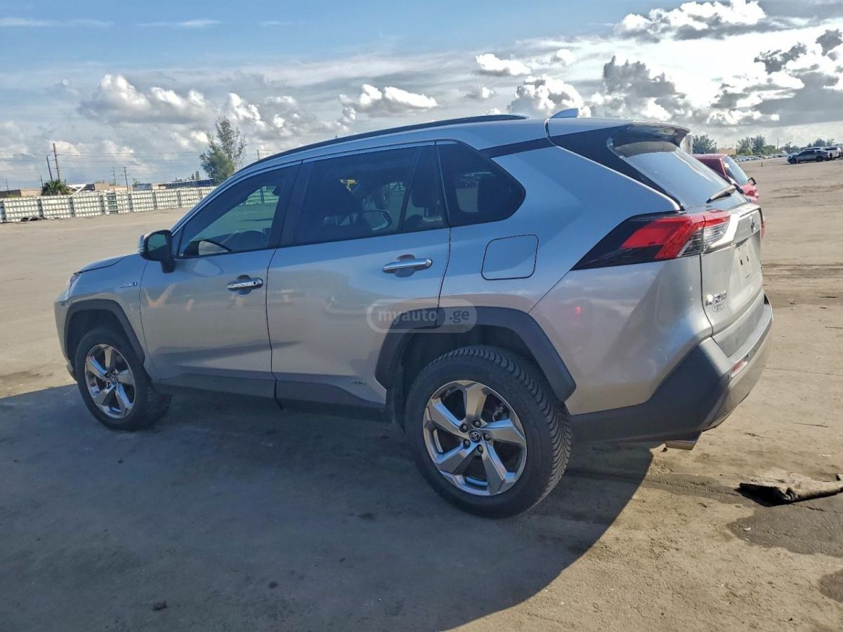 Toyota RAV4 2019 — photo 2
