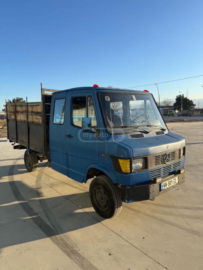 Mercedes-Benz Vario 1982 — photo 2