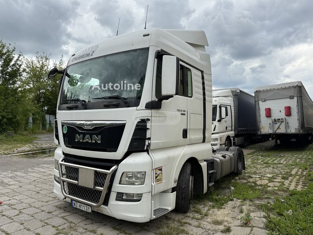 Isuzu TGX