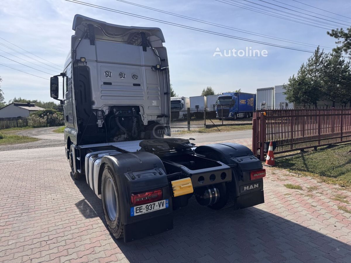 Isuzu TGX 2016 — photo 2
