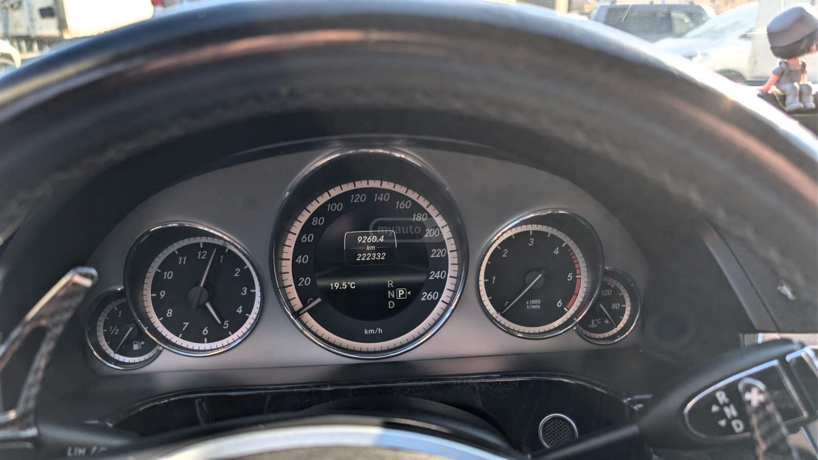 Mercedes-Benz E 220 2013 — photo 2