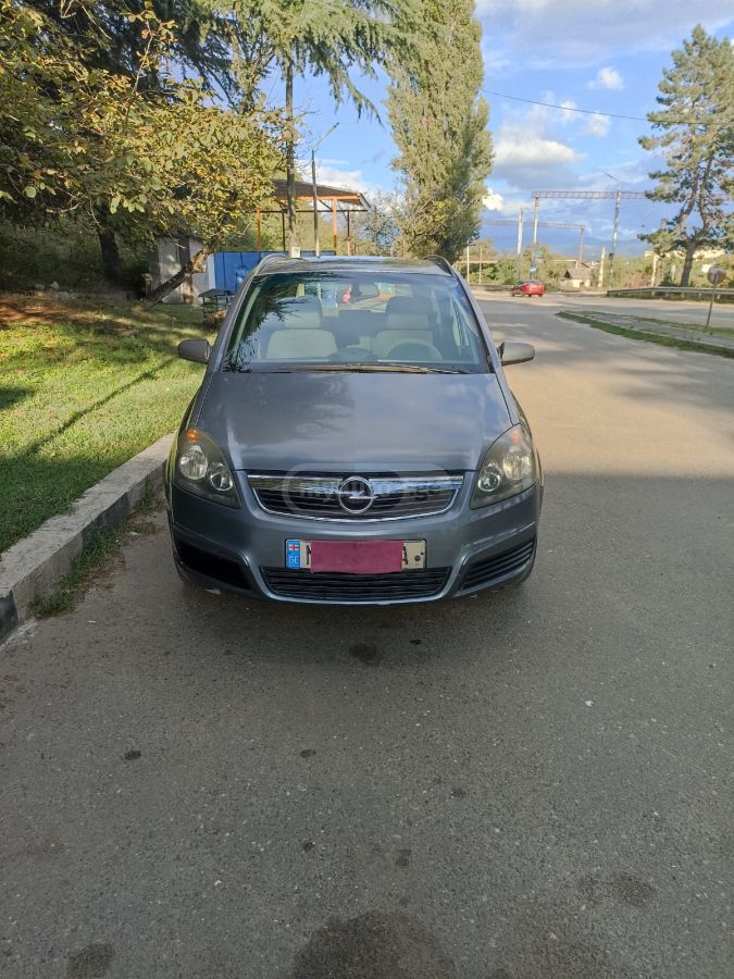 Opel Zafira 2007 — photo 2