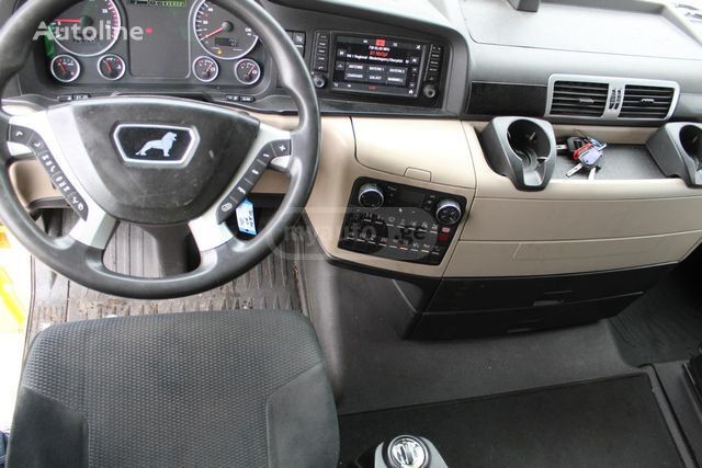 Isuzu TGX 2017 — photo 2
