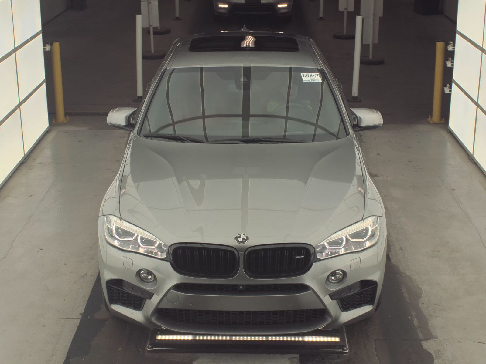 BMW X6 M 2017 — photo 2