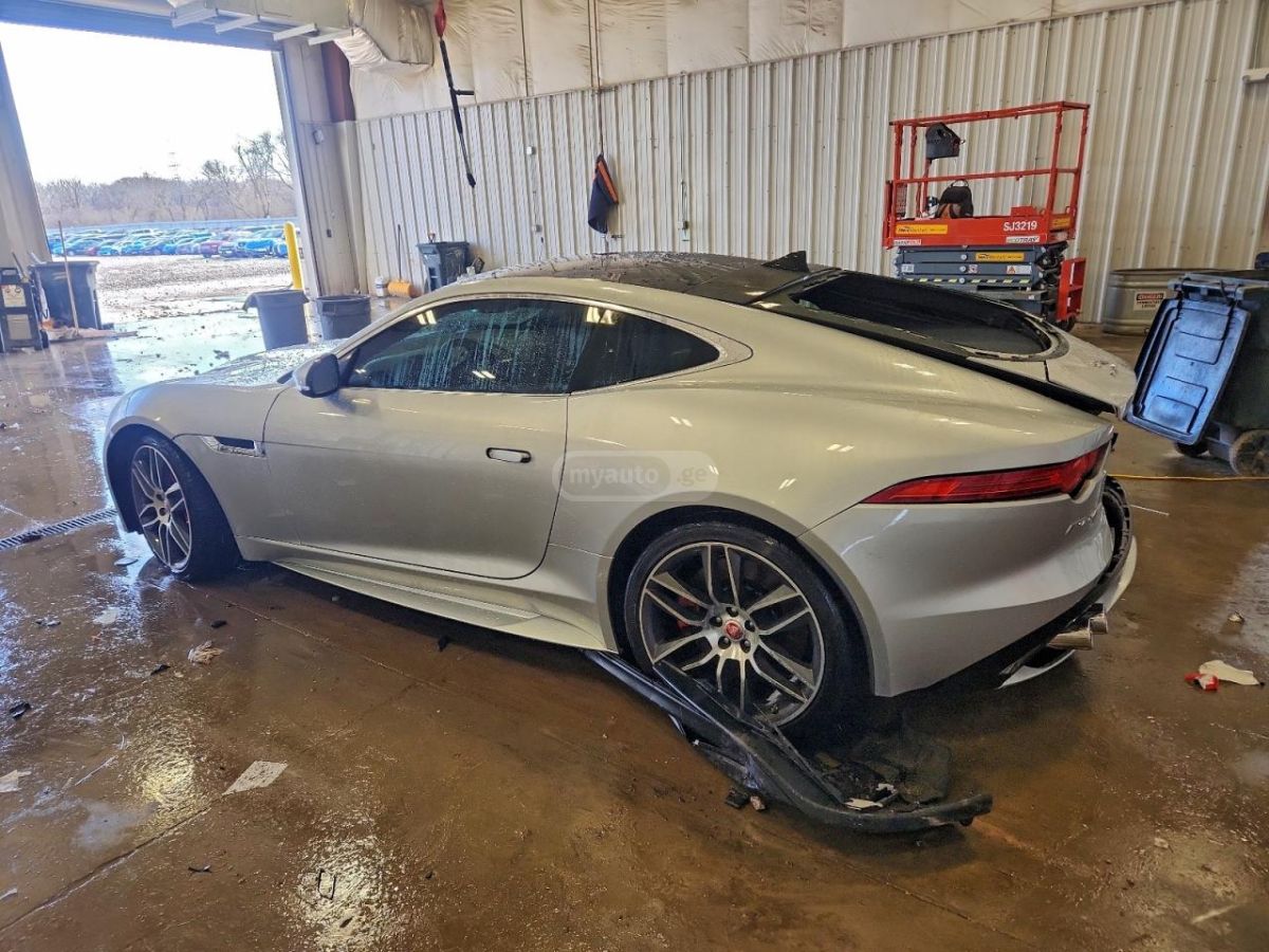 Jaguar F-TYPE 2016 — photo 2