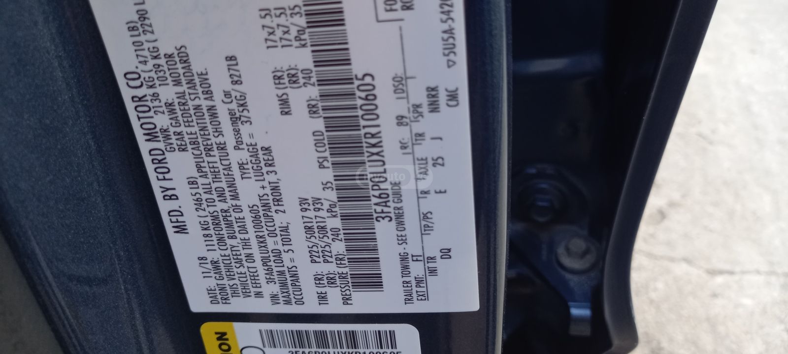 Ford Fusion 2018 — photo 2