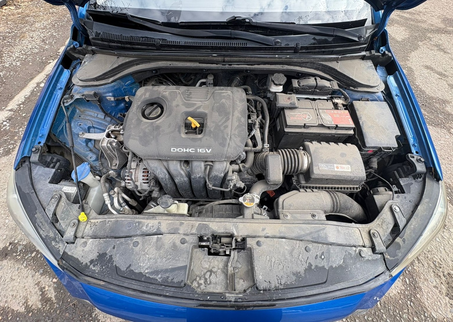 Hyundai Elantra 2017 — photo 2