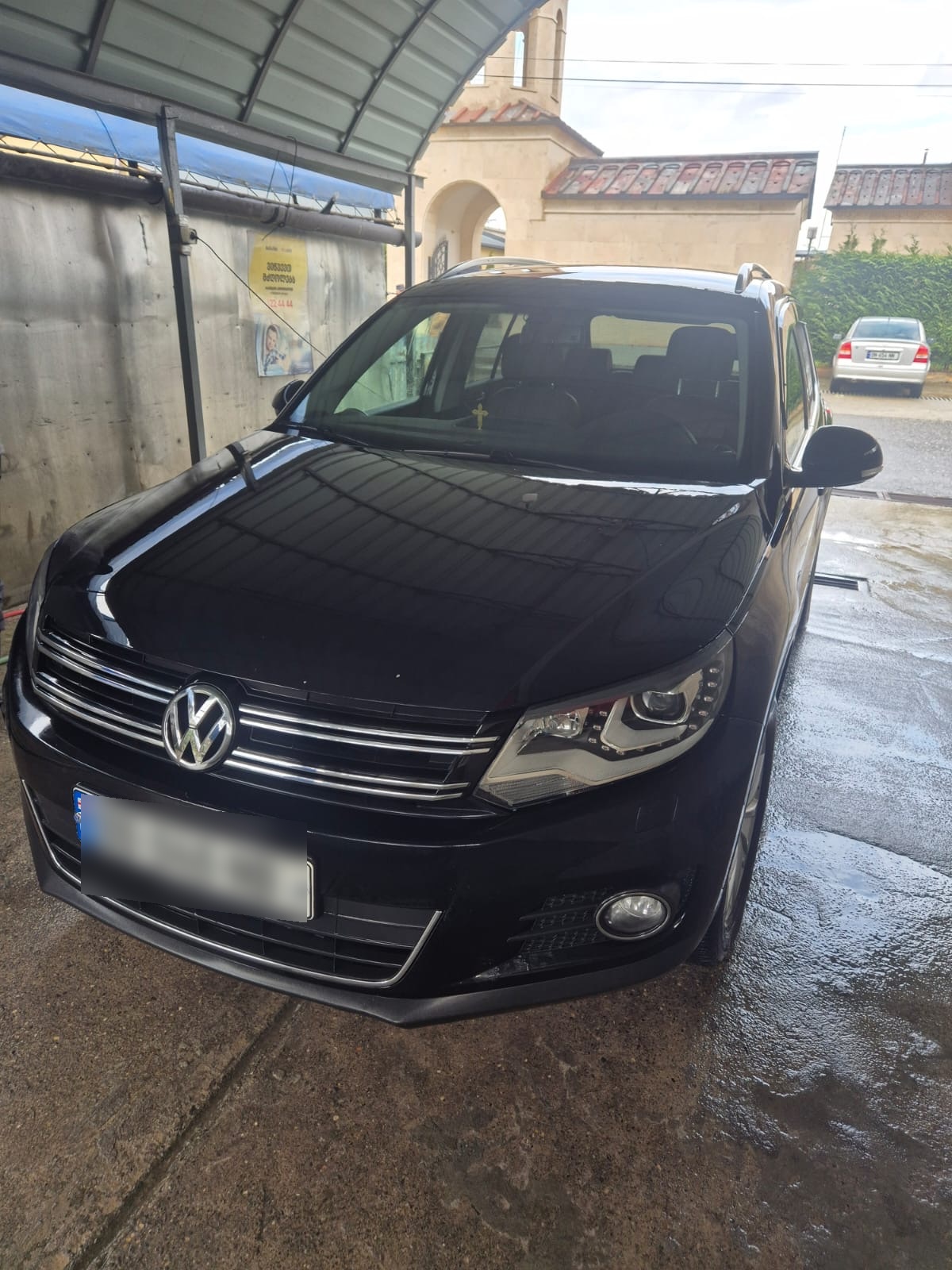 Volkswagen Tiguan 2015 — photo 2