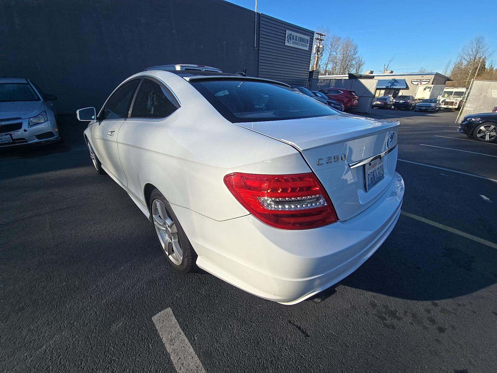 Mercedes-Benz C 250 2014 — photo 2
