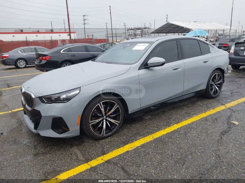 BMW 530 2024 — photo 2