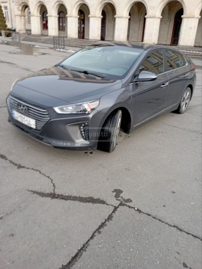 Hyundai Ioniq