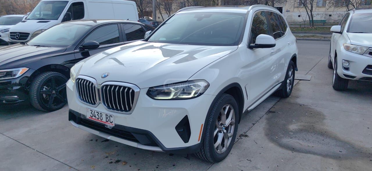 BMW X3 2021 — photo 2