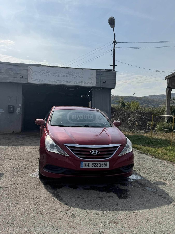Hyundai Sonata