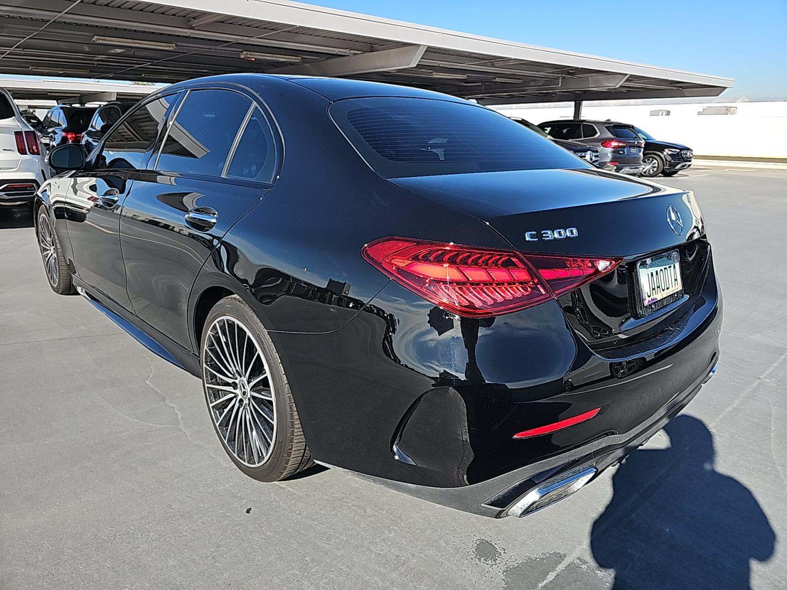 Mercedes-Benz C 300 2023 — photo 2