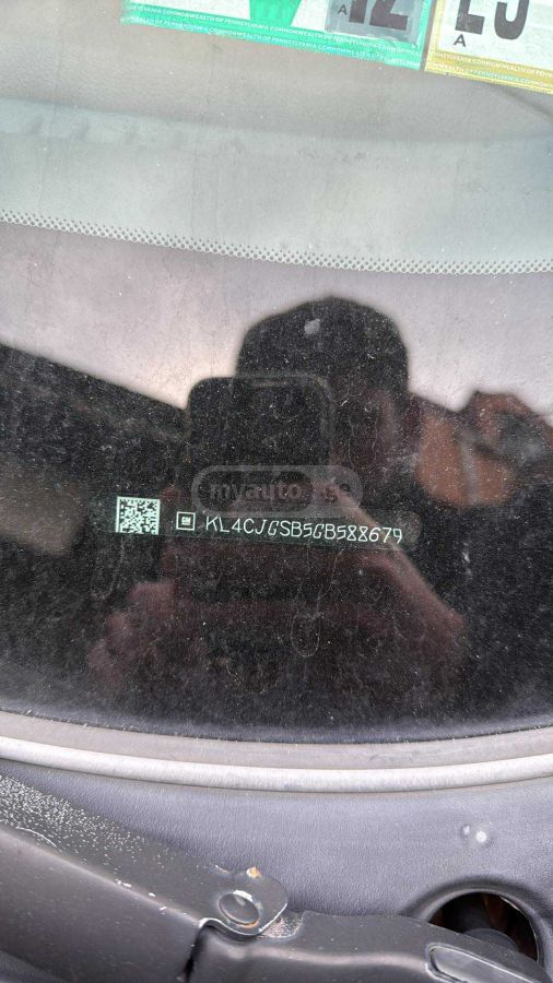 Buick Encore 2016 — photo 2