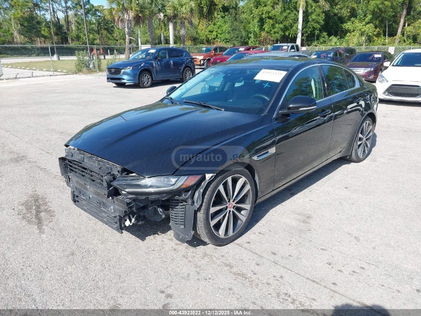 Jaguar XE 2020 — photo 2