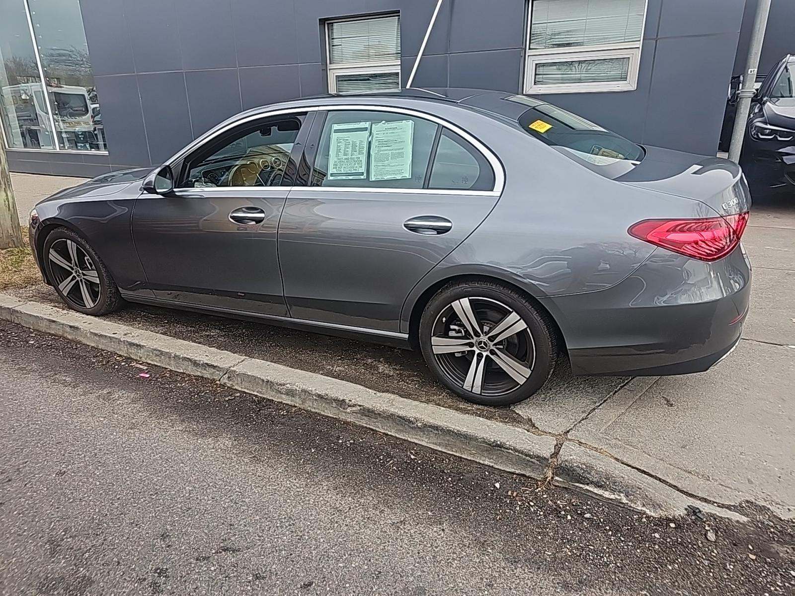 Mercedes-Benz C 300 2022 — photo 2
