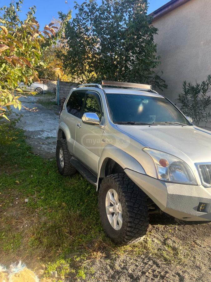 Toyota Land Cruiser Prado 2003 — photo 2