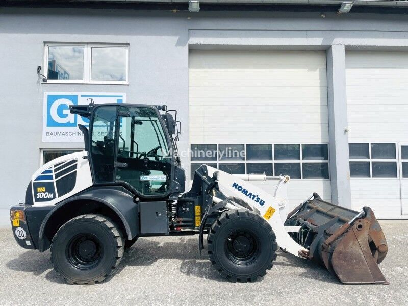 Hino D155AX 2015 — photo 2