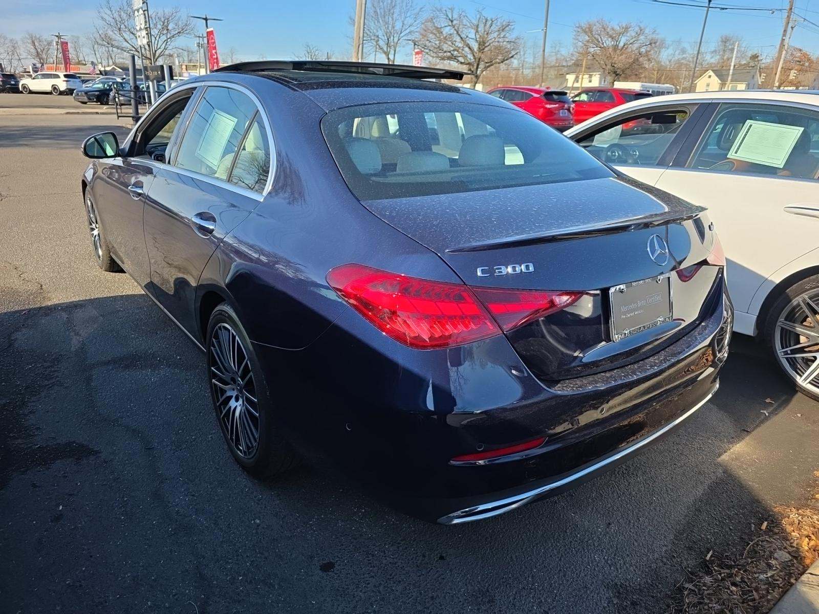 Mercedes-Benz C 300 2023 — photo 2