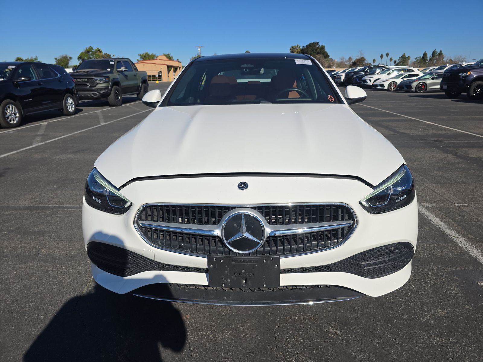 Mercedes-Benz C 300 2025 — photo 2