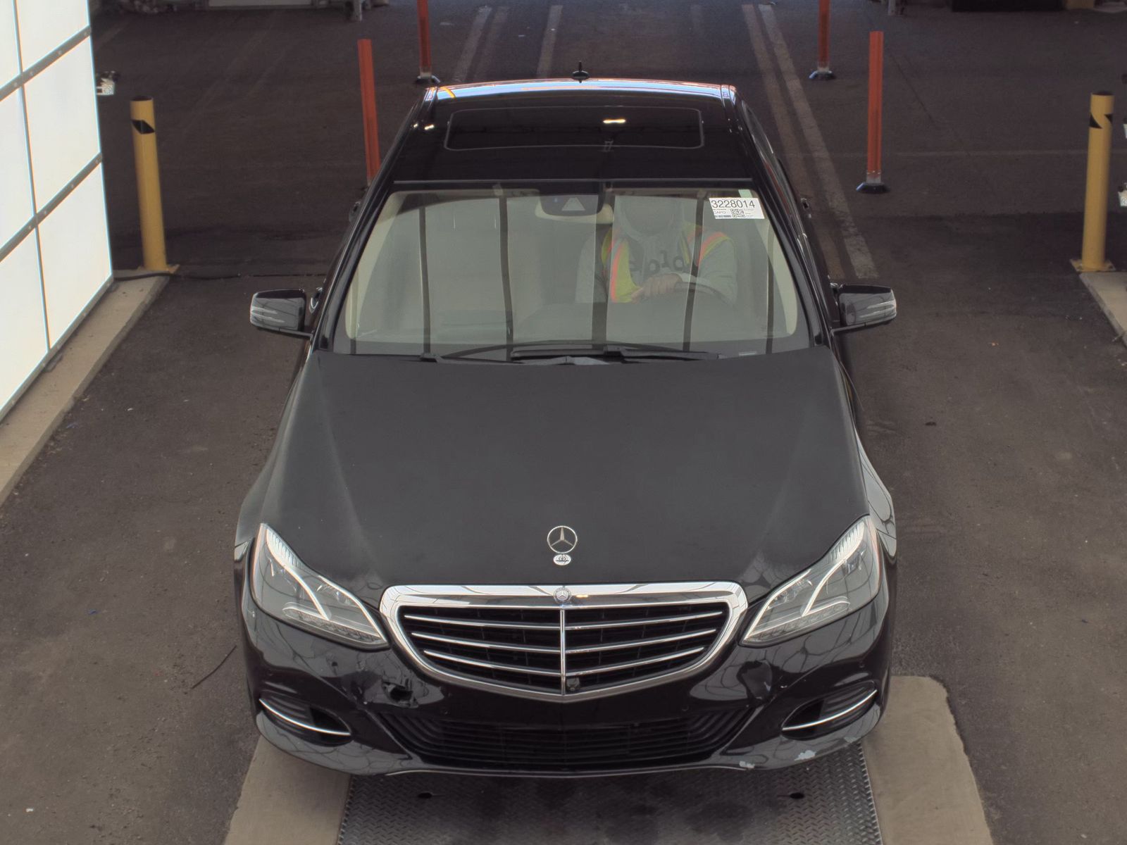 Mercedes-Benz E 350 2015 — photo 2