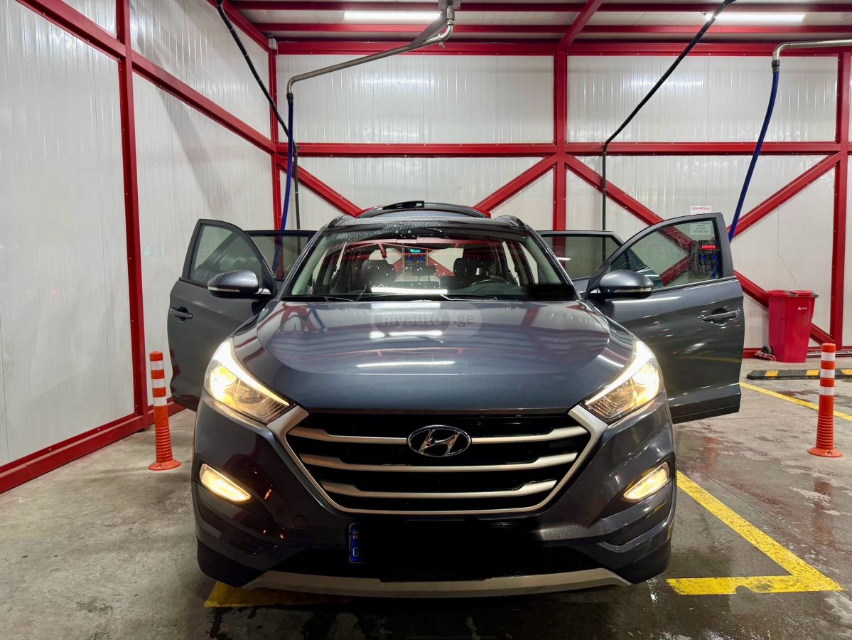 Hyundai Tucson