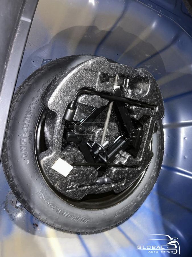 Hyundai Elantra 2019 — photo 2