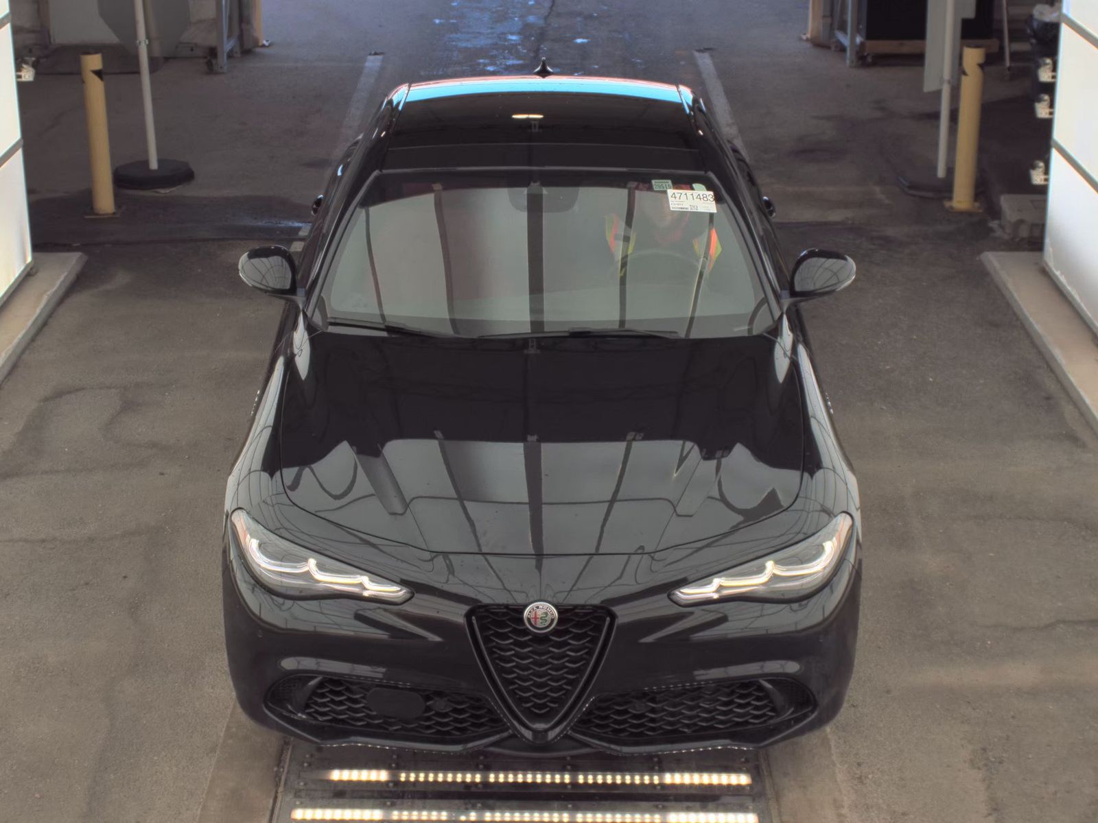 Alfa Romeo Giulia 2024 — photo 2