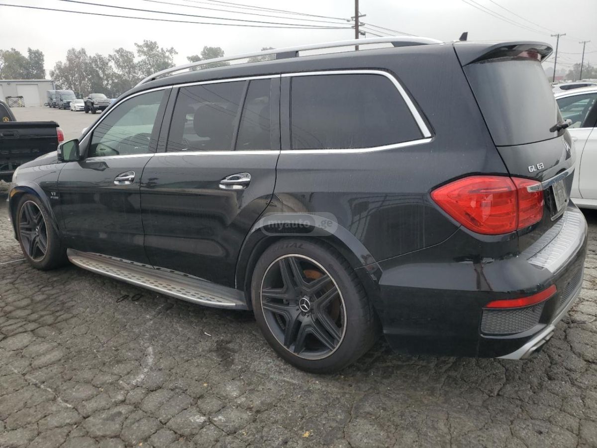 Mercedes-Benz GL 63 AMG 2015 — photo 2