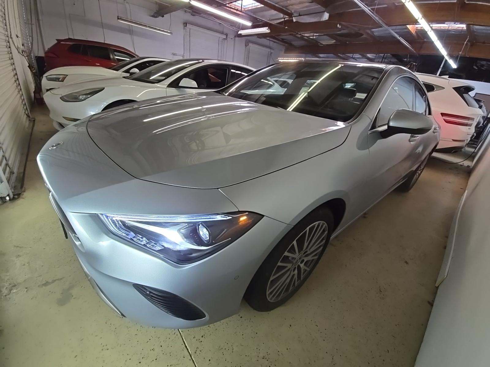 Mercedes-Benz CLA 250