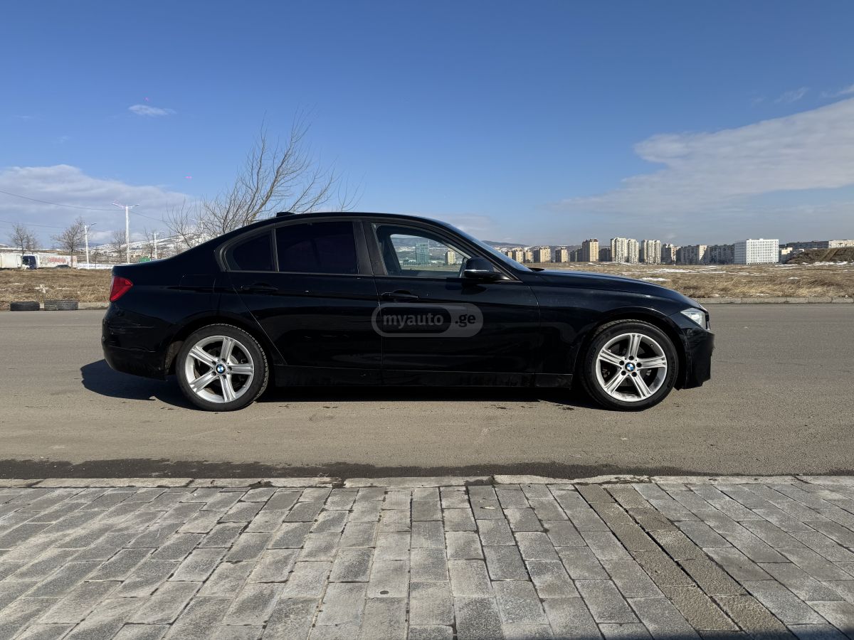 BMW 328 2014 — photo 2