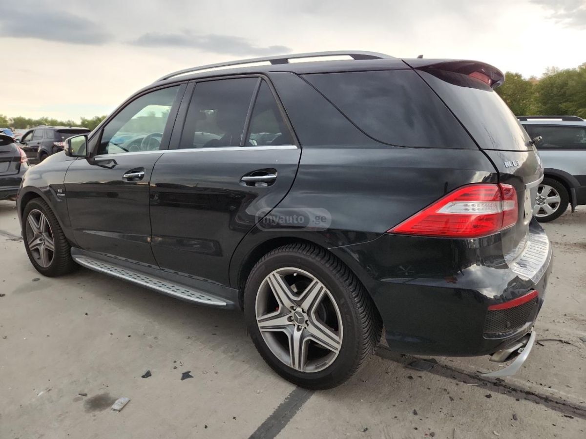 Mercedes-Benz ML 63 AMG 2014 — photo 2