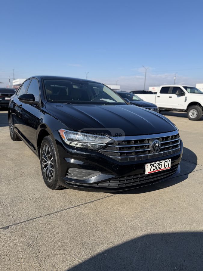 Volkswagen Jetta 2021 — photo 2