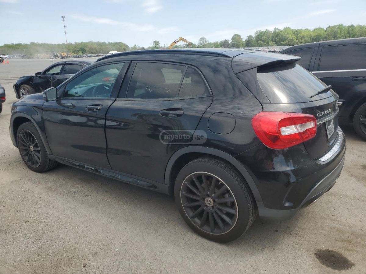 Mercedes-Benz GLA 250 2019 — photo 2