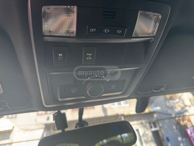 Toyota Tacoma 2017 — photo 2