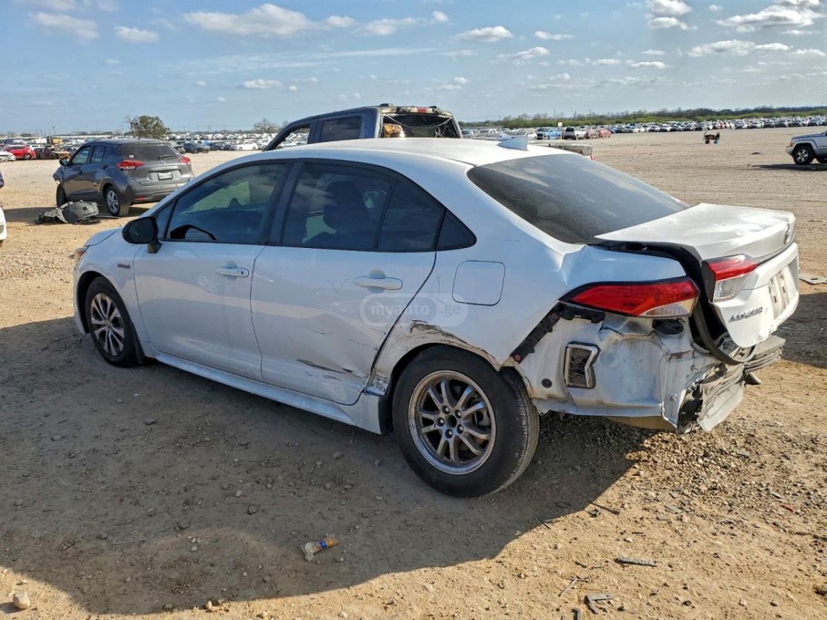 Toyota Corolla 2020 — photo 2