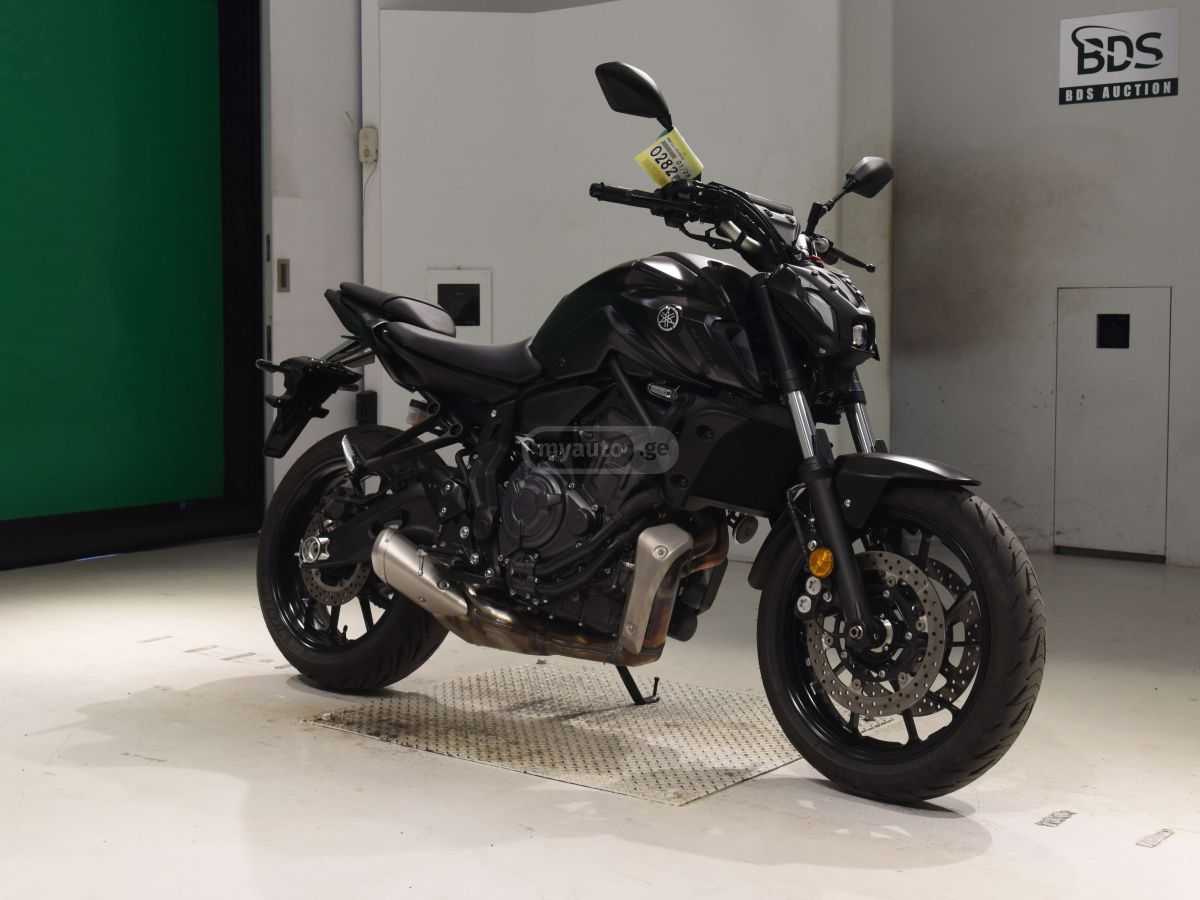 Yamaha MT-07 (FZ-07) 2025 — photo 2