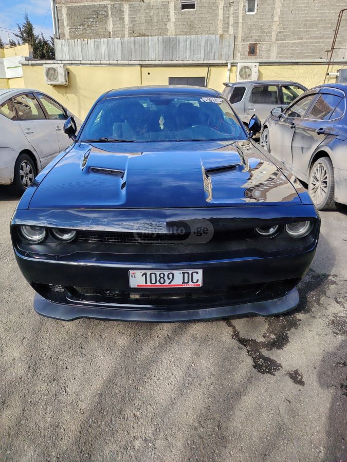 Dodge Challenger 2017 — photo 2