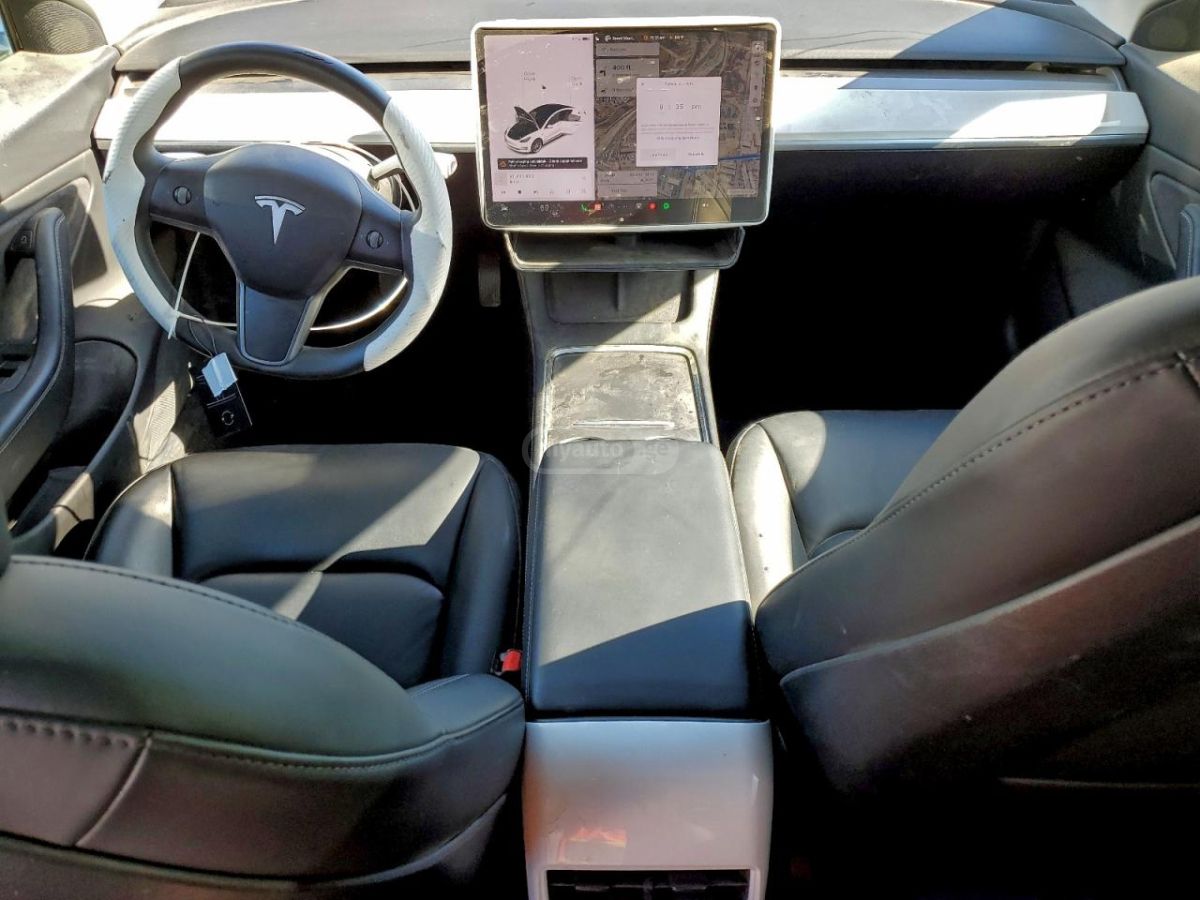 Tesla Model 3 2021 — photo 2