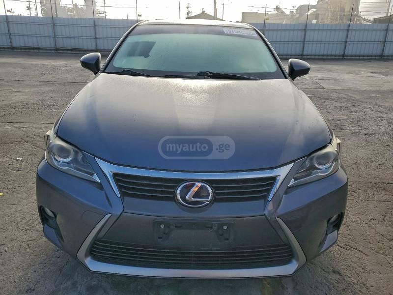 Lexus CT 200 h
